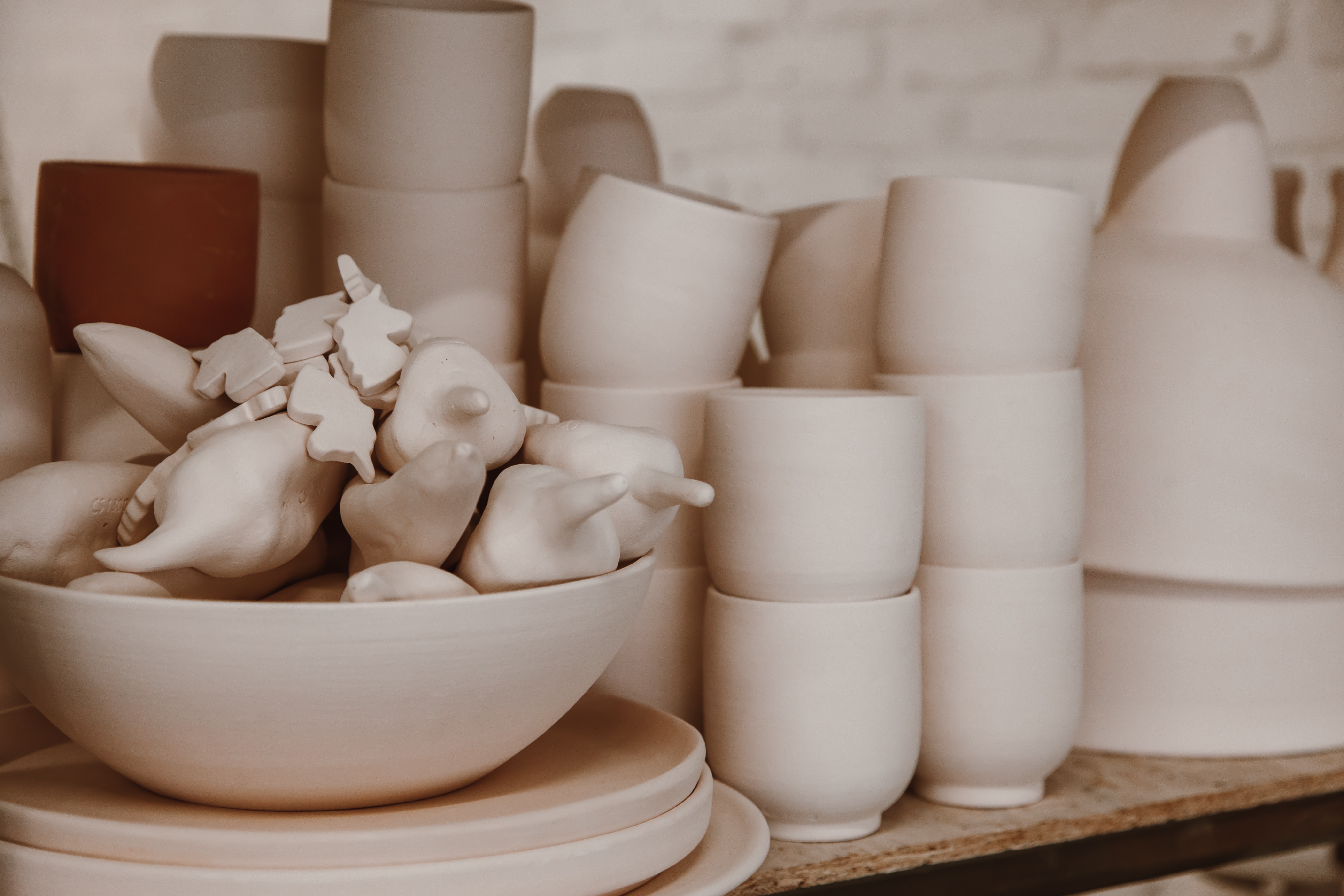 Ceramics Pots Manufacturer and Wholesale Suppliers in Khurja
