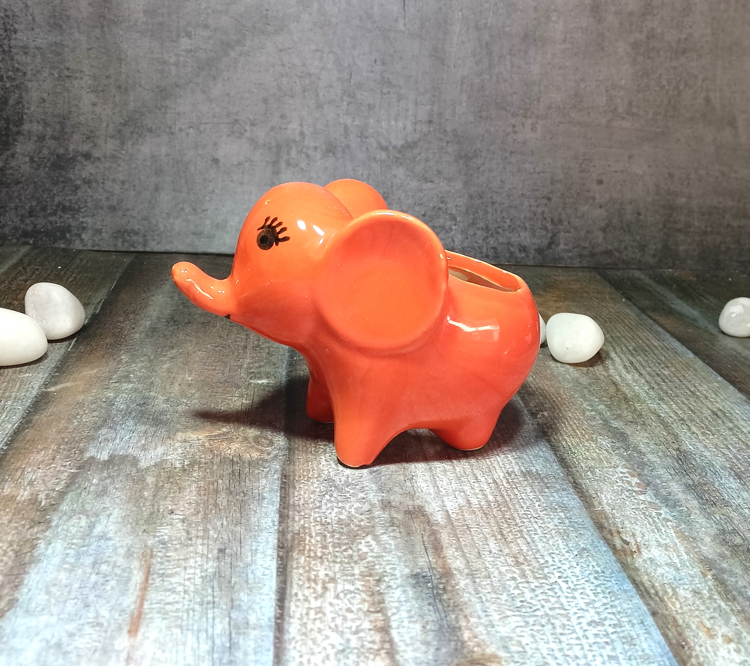 Baby Elephant Ceramic Pot - ECP5004 